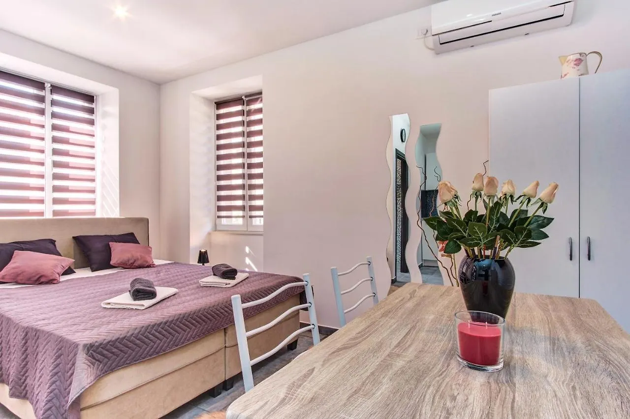 Skygarden House 0*, Mali Losinj Croatia